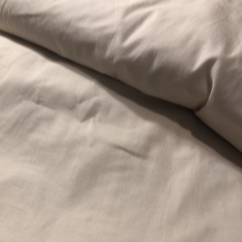 Table Runner - Picture 4 of 6